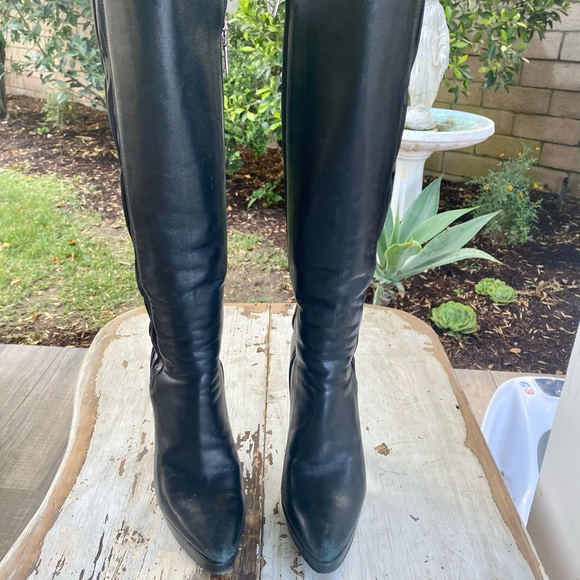 Prada rouched tall boot. - Picture 3 of 7